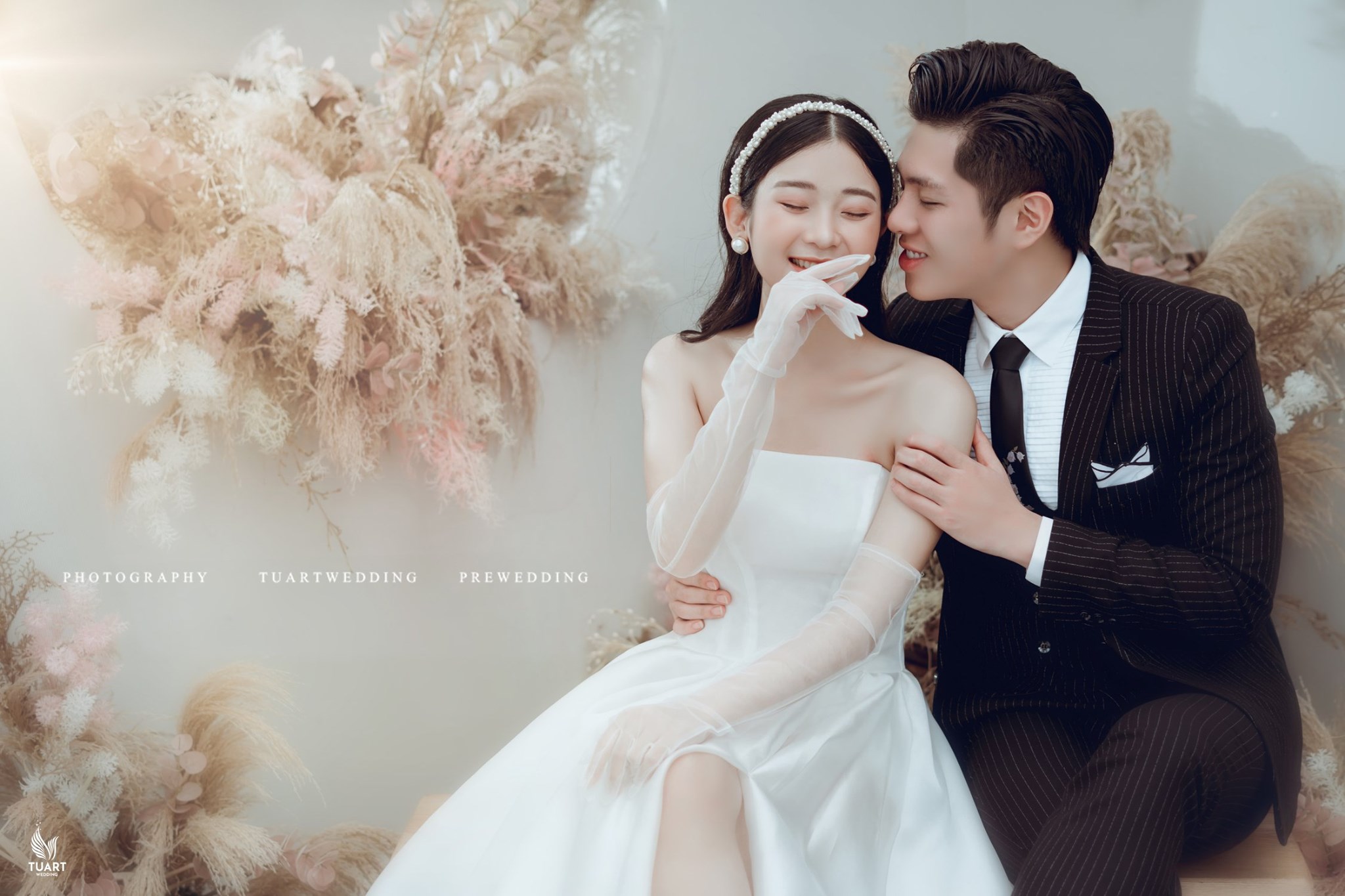 TOP 10 Studio Chụp Ảnh Cưới Đẹp Nổi Tiếng Ở Hà Nội 2025