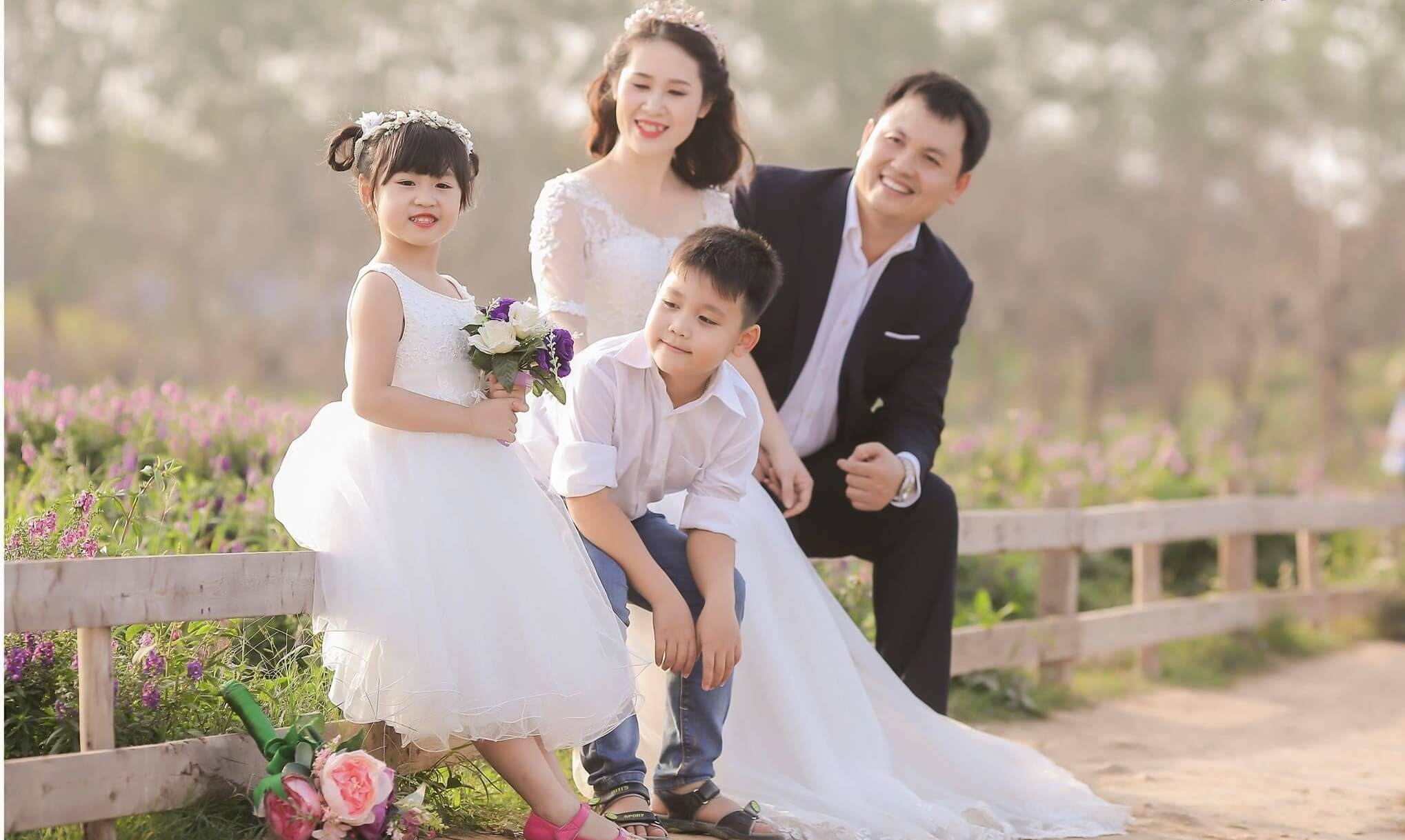 Bí quyết tạo dáng chụp ảnh gia đình đẹp, ấn tượng