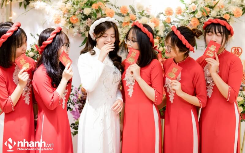 Đa dạng các dịch vụ đi kèm ở tiệm áo cưới